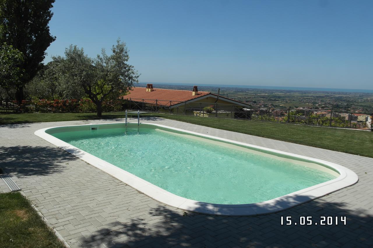 阿里恰Agriturismo La Vite E Gli Ulivi别墅 外观 照片